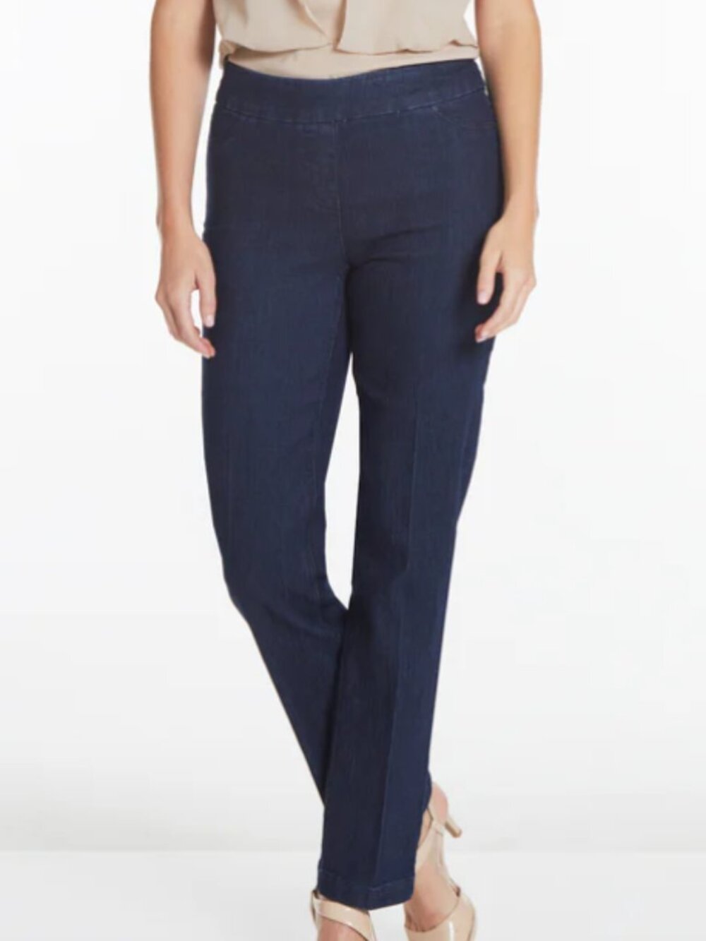 NWT Slimsations pull-on relaxed leg denim pants